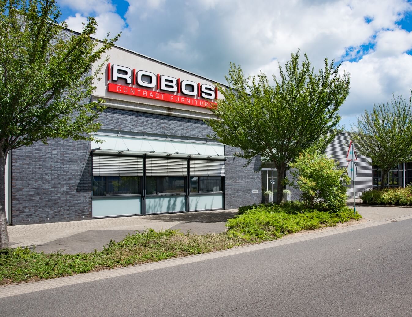 ROBOS